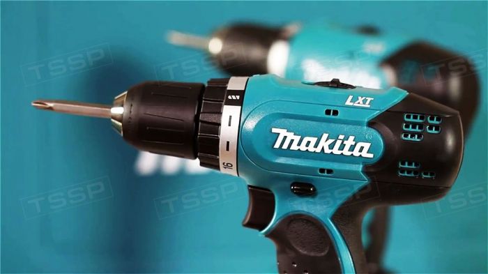 Аккумуляторная дрель-шуруповерт Makita DDF343RFE