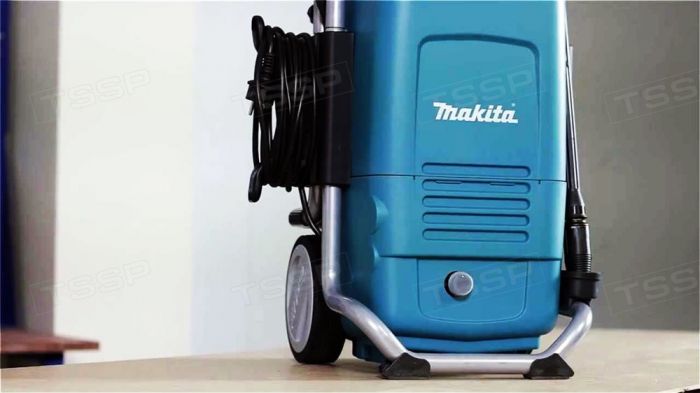 Аппарат высокого давления Makita HW140