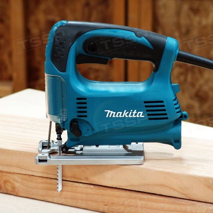 Лобзиковая пила Makita 4329